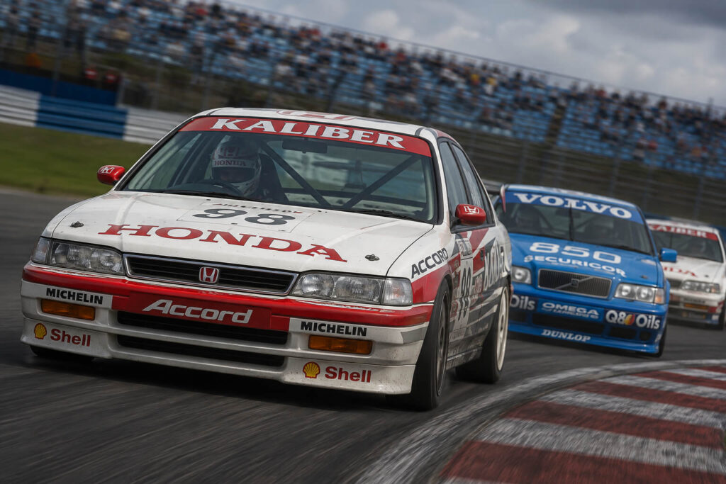 TOCA 2: Touring Cars